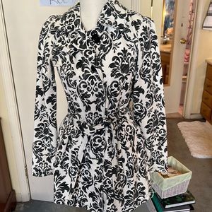 Von Maur Black and White Dress Coat